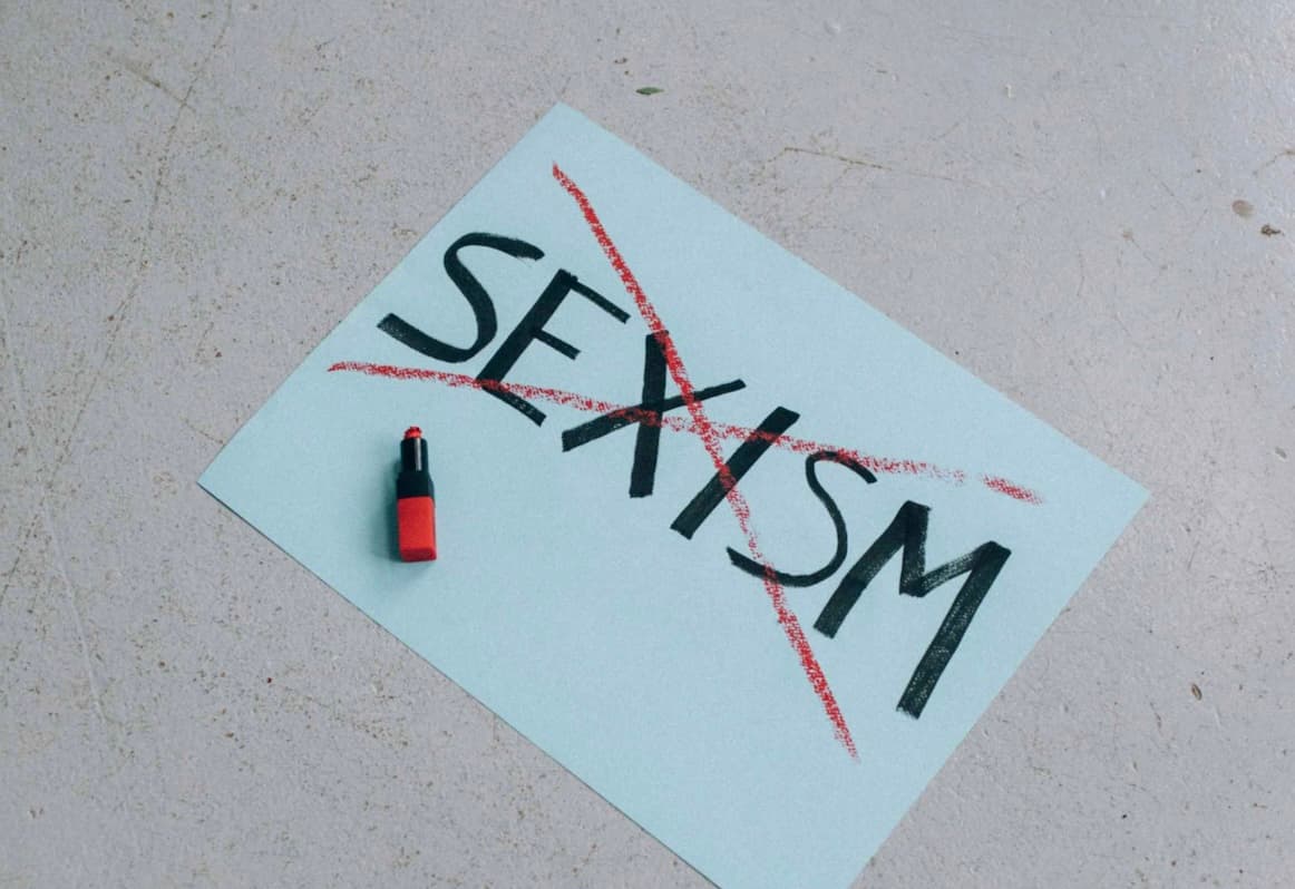 search-block-background