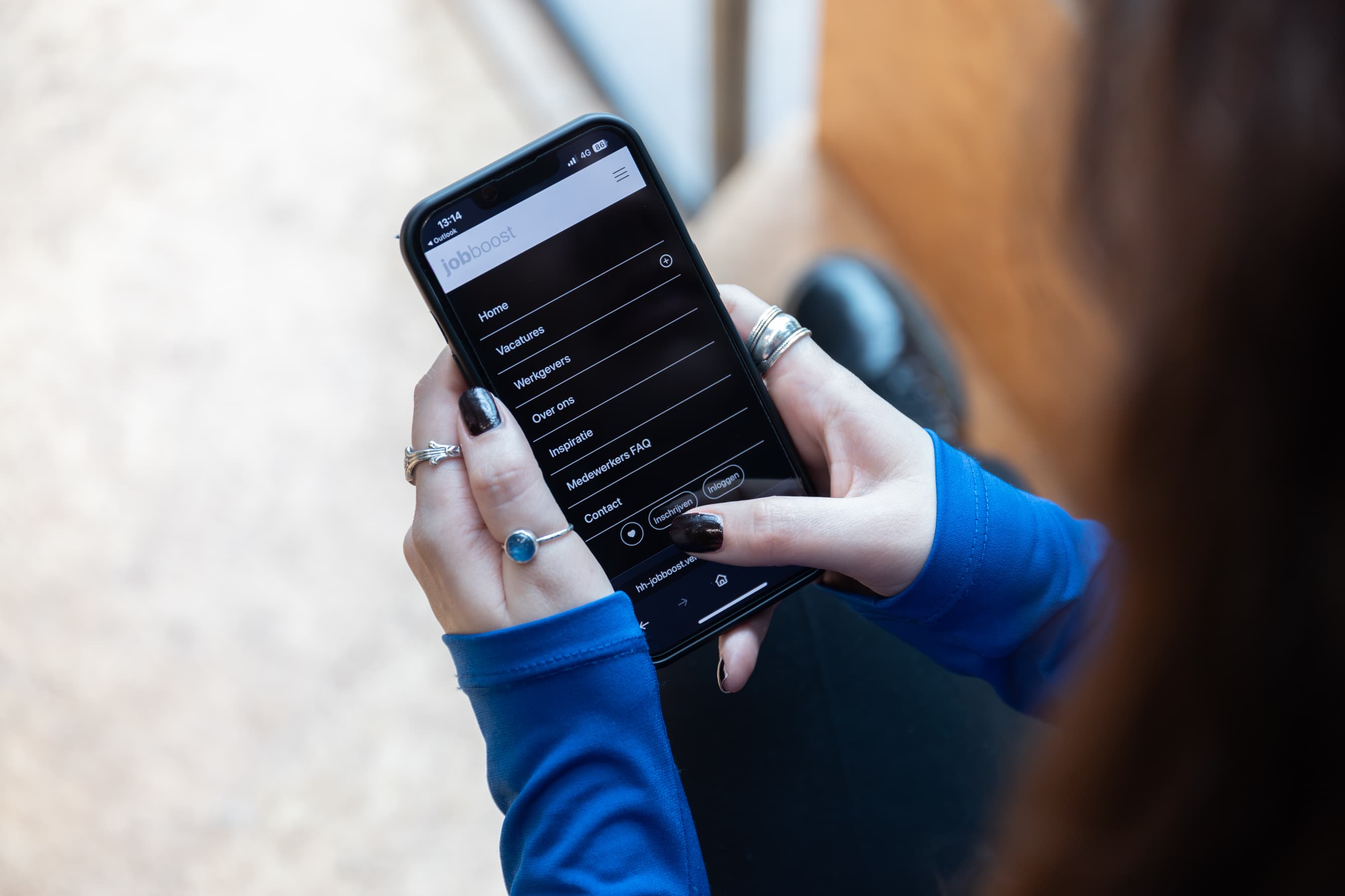 search-block-background