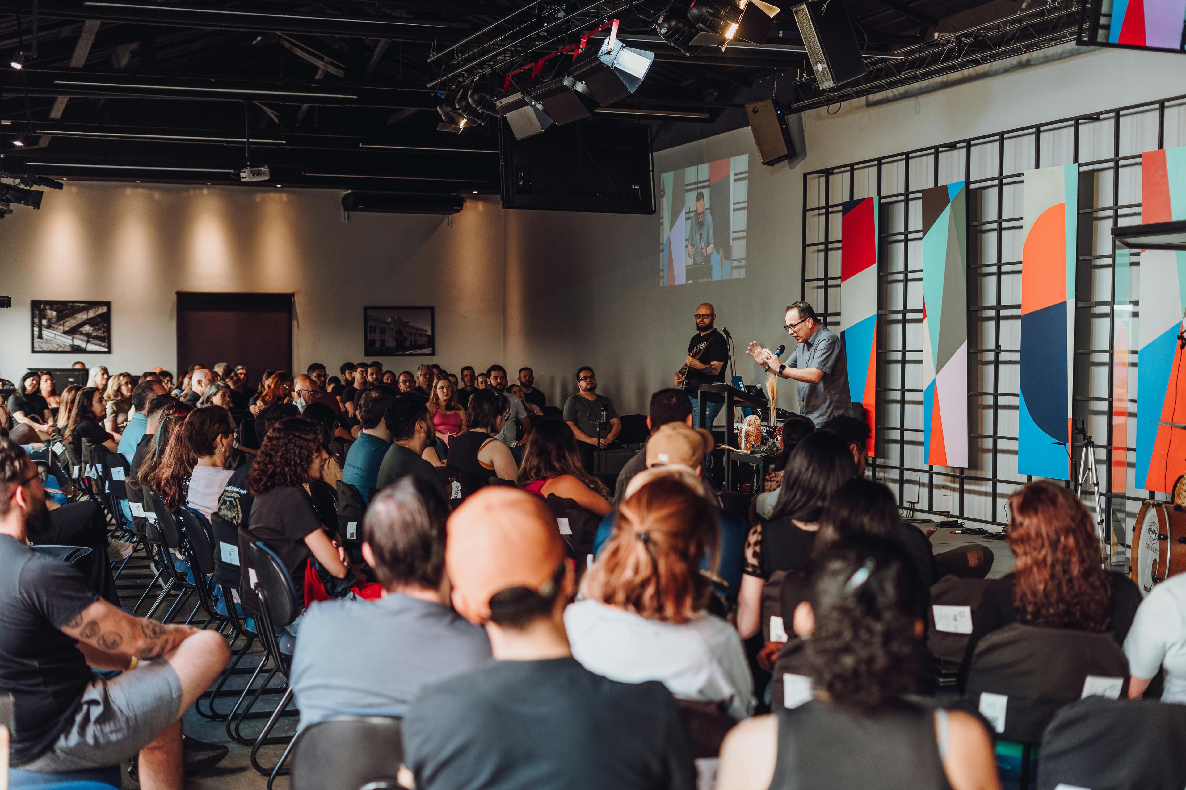 search-block-background